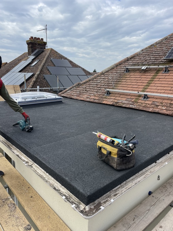 24-01-24-flat roof finish.jpg